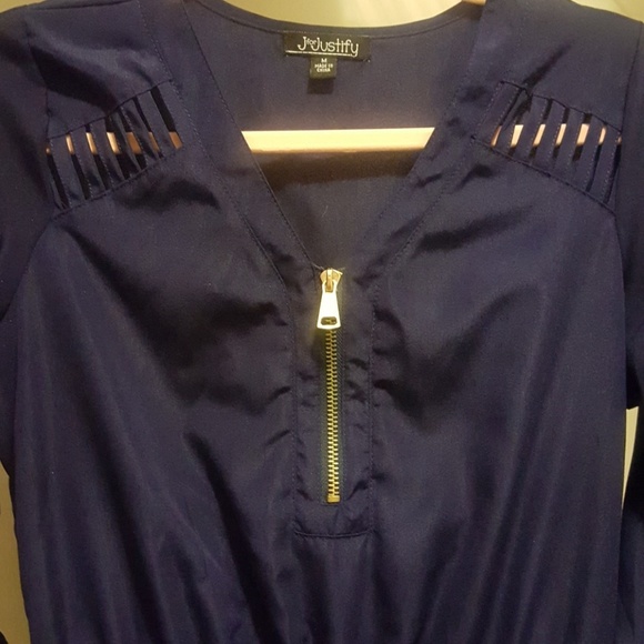 Dress - Picture 3 of 3